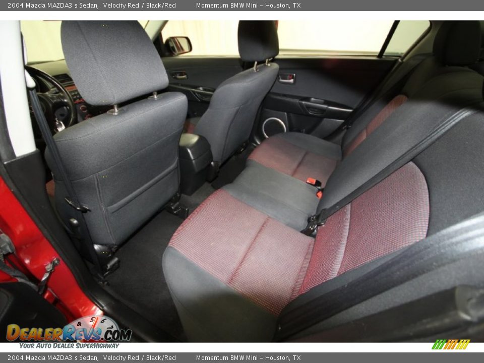 2004 Mazda MAZDA3 s Sedan Velocity Red / Black/Red Photo #27