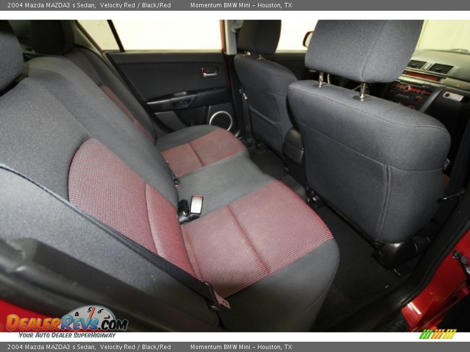 2004 Mazda MAZDA3 s Sedan Velocity Red / Black/Red Photo #31