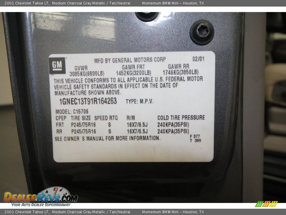 2001 Chevrolet Tahoe LT Medium Charcoal Gray Metallic / Tan/Neutral Photo #10