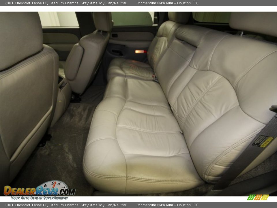 2001 Chevrolet Tahoe LT Medium Charcoal Gray Metallic / Tan/Neutral Photo #16