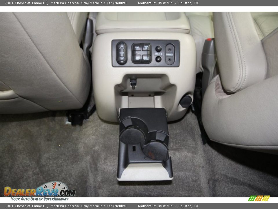 2001 Chevrolet Tahoe LT Medium Charcoal Gray Metallic / Tan/Neutral Photo #33