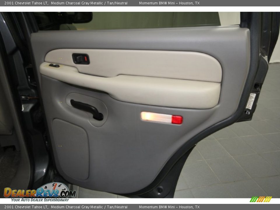 2001 Chevrolet Tahoe LT Medium Charcoal Gray Metallic / Tan/Neutral Photo #36