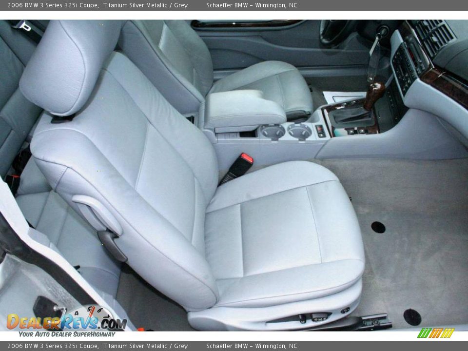 2006 BMW 3 Series 325i Coupe Titanium Silver Metallic / Grey Photo #10