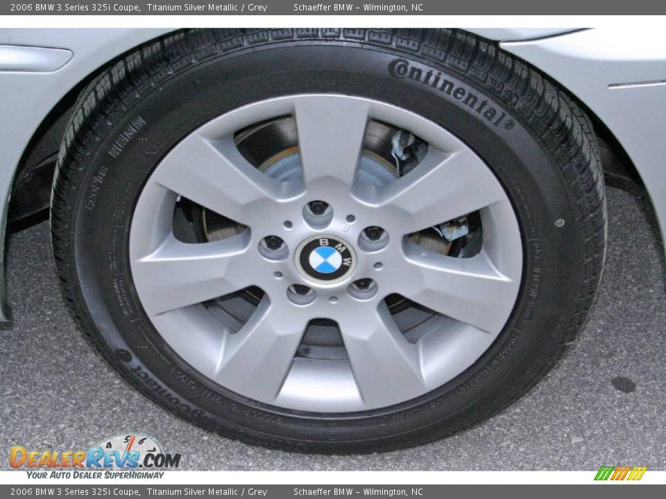 2006 BMW 3 Series 325i Coupe Titanium Silver Metallic / Grey Photo #12