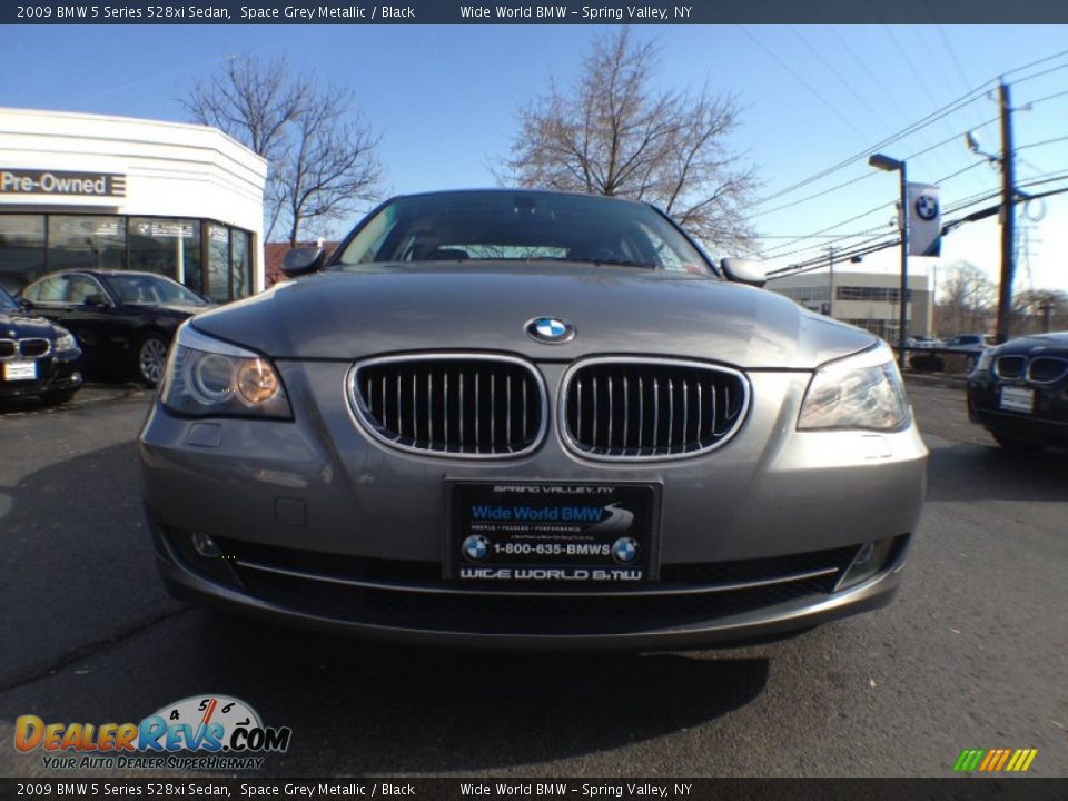 2009 BMW 5 Series 528xi Sedan Space Grey Metallic / Black Photo #2
