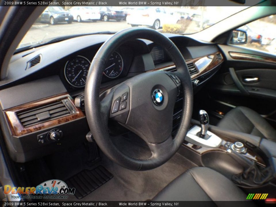 2009 BMW 5 Series 528xi Sedan Space Grey Metallic / Black Photo #12