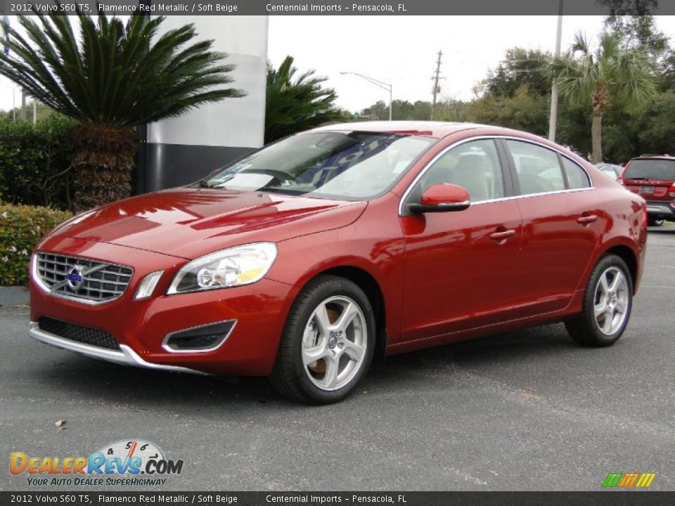 Front 3/4 View of 2012 Volvo S60 T5 Photo #1