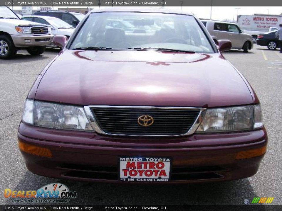 1996 Toyota Avalon XLS Ruby Red Metallic / Beige Photo #8
