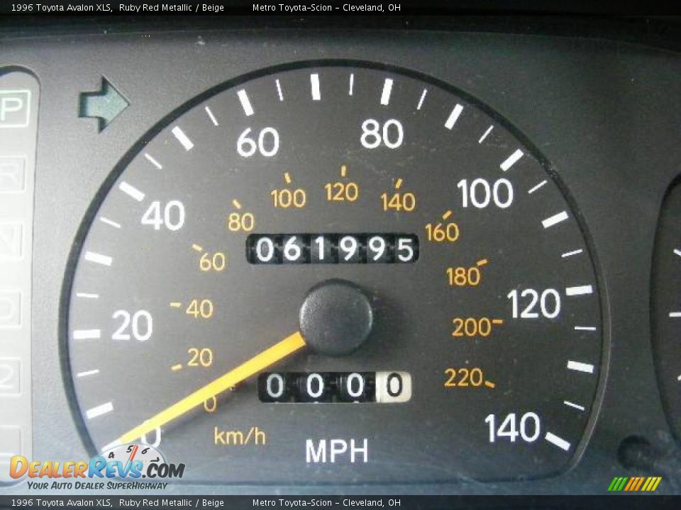 1996 Toyota Avalon XLS Ruby Red Metallic / Beige Photo #17