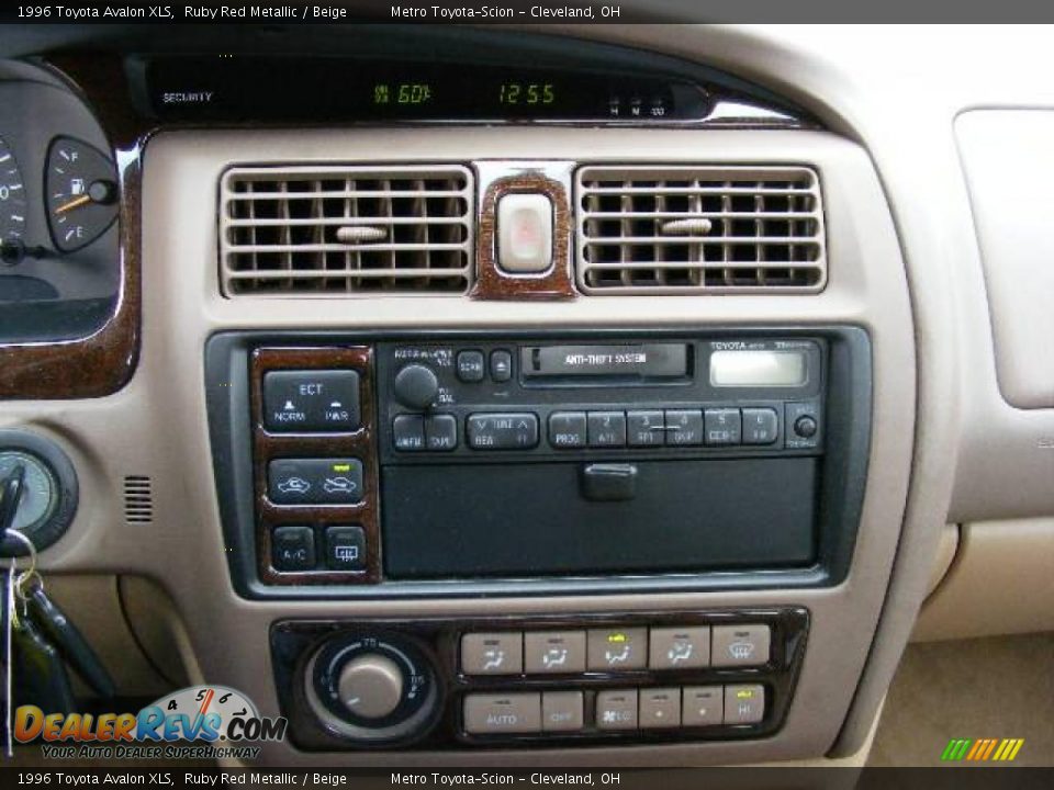 1996 Toyota Avalon XLS Ruby Red Metallic / Beige Photo #18