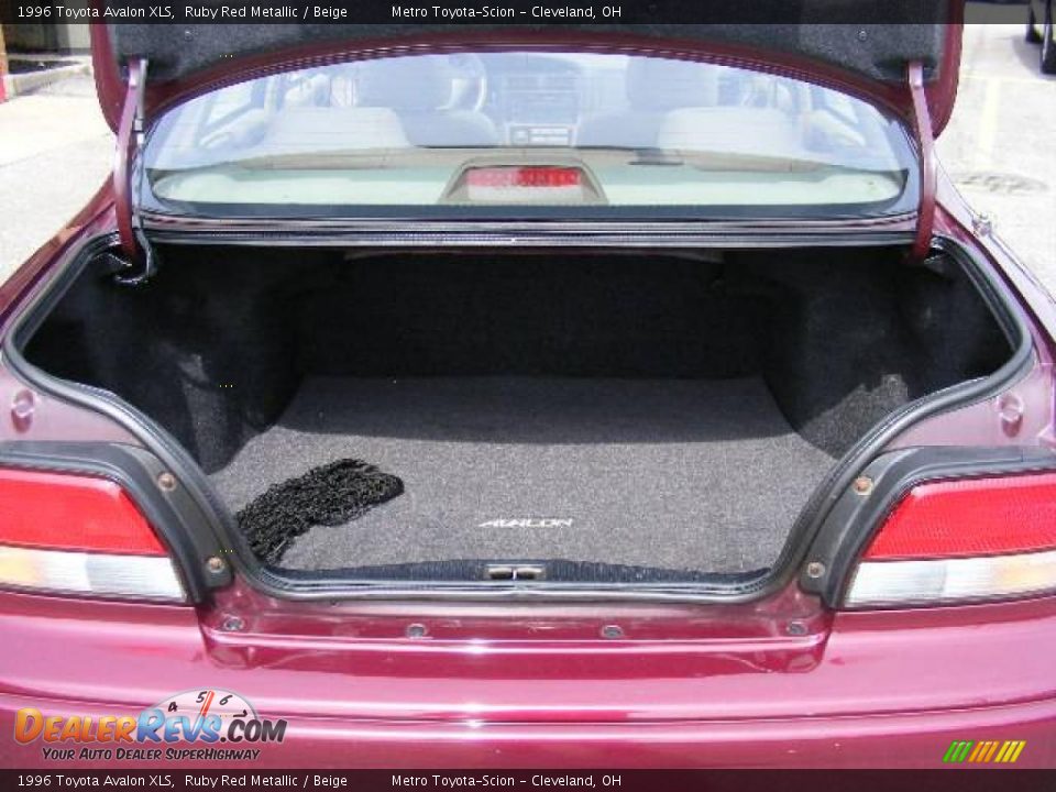 1996 Toyota Avalon XLS Ruby Red Metallic / Beige Photo #22
