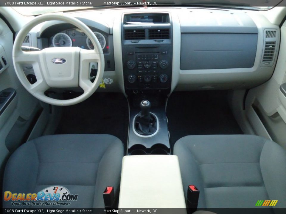 Dashboard of 2008 Ford Escape XLS Photo #23