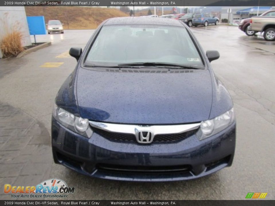 2009 Honda Civic DX-VP Sedan Royal Blue Pearl / Gray Photo #10