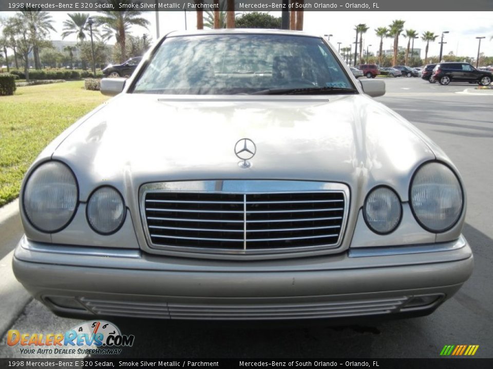 1998 Mercedes-Benz E 320 Sedan Smoke Silver Metallic / Parchment Photo #3