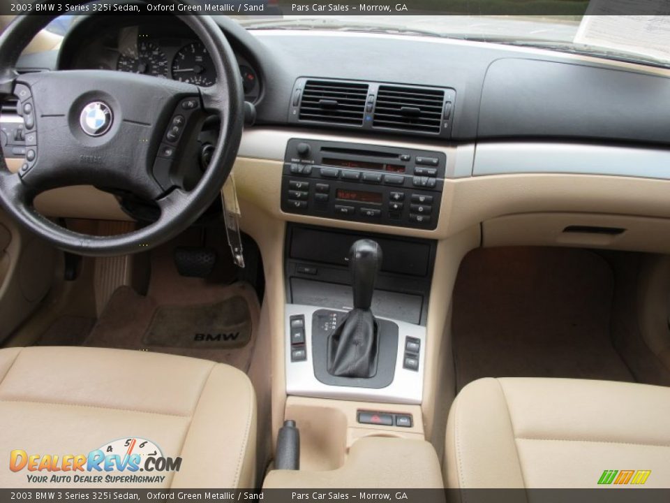 Dashboard of 2003 BMW 3 Series 325i Sedan Photo #11
