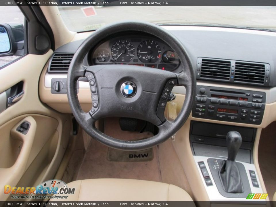 Dashboard of 2003 BMW 3 Series 325i Sedan Photo #12