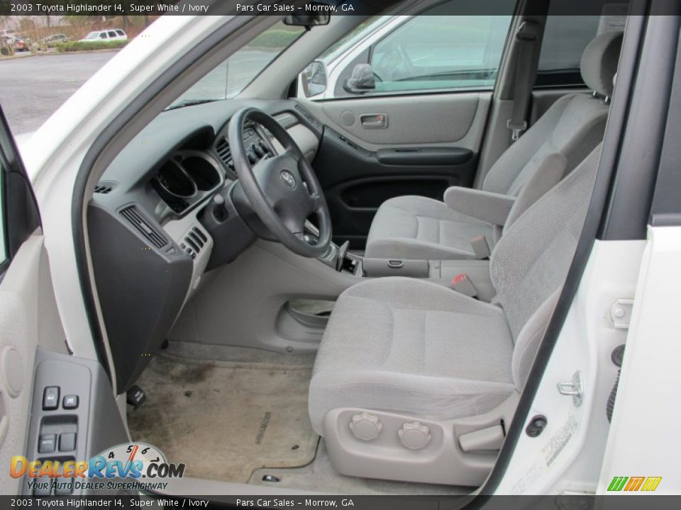 Ivory Interior - 2003 Toyota Highlander I4 Photo #5
