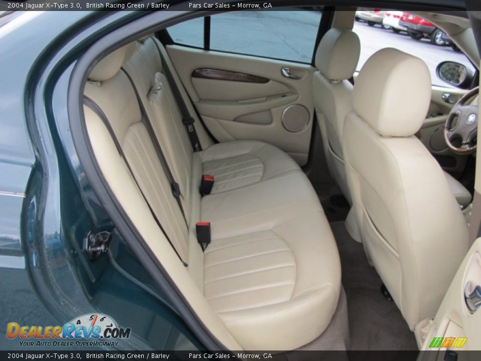 Rear Seat of 2004 Jaguar X-Type 3.0 Photo #10
