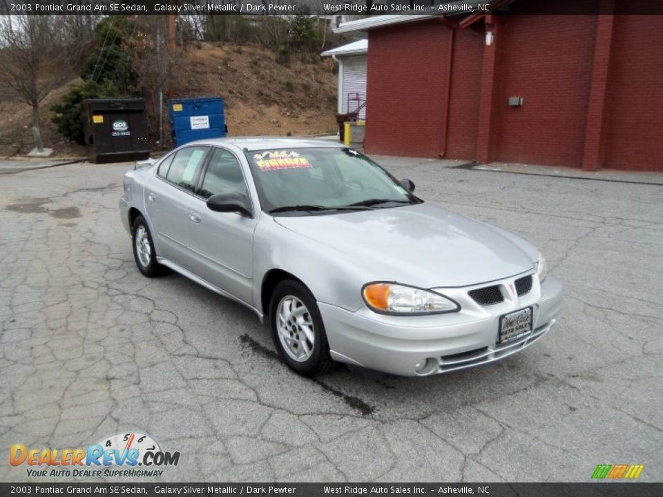 2003 Pontiac Grand Am SE Sedan Galaxy Silver Metallic / Dark Pewter Photo #2