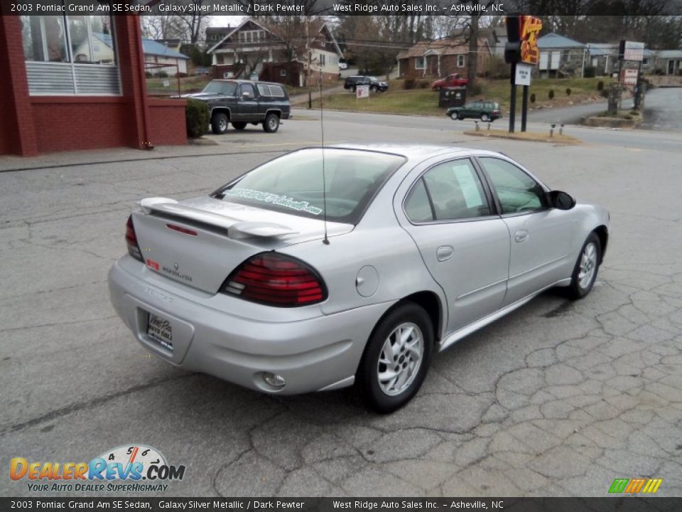 2003 Pontiac Grand Am SE Sedan Galaxy Silver Metallic / Dark Pewter Photo #8