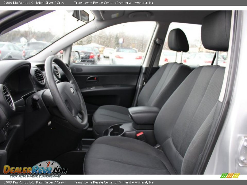 2009 Kia Rondo LX Bright Silver / Gray Photo #9