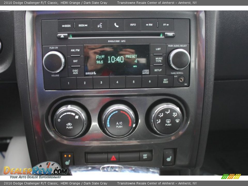 Audio System of 2010 Dodge Challenger R/T Classic Photo #5