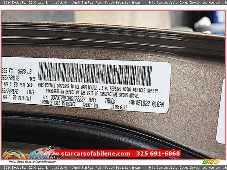 2010 Dodge Ram 2500 Laramie Mega Cab 4x4 Austin Tan Pearl / Light Pebble Beige/Bark Brown Photo #17