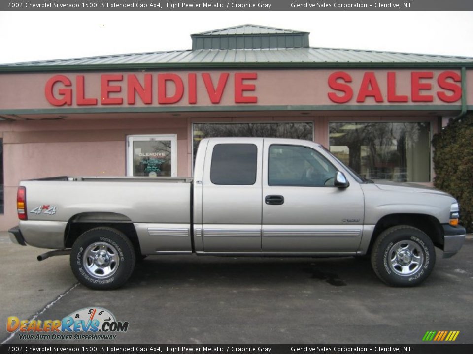 2002 Chevrolet Silverado 1500 LS Extended Cab 4x4 Light Pewter Metallic / Graphite Gray Photo #3