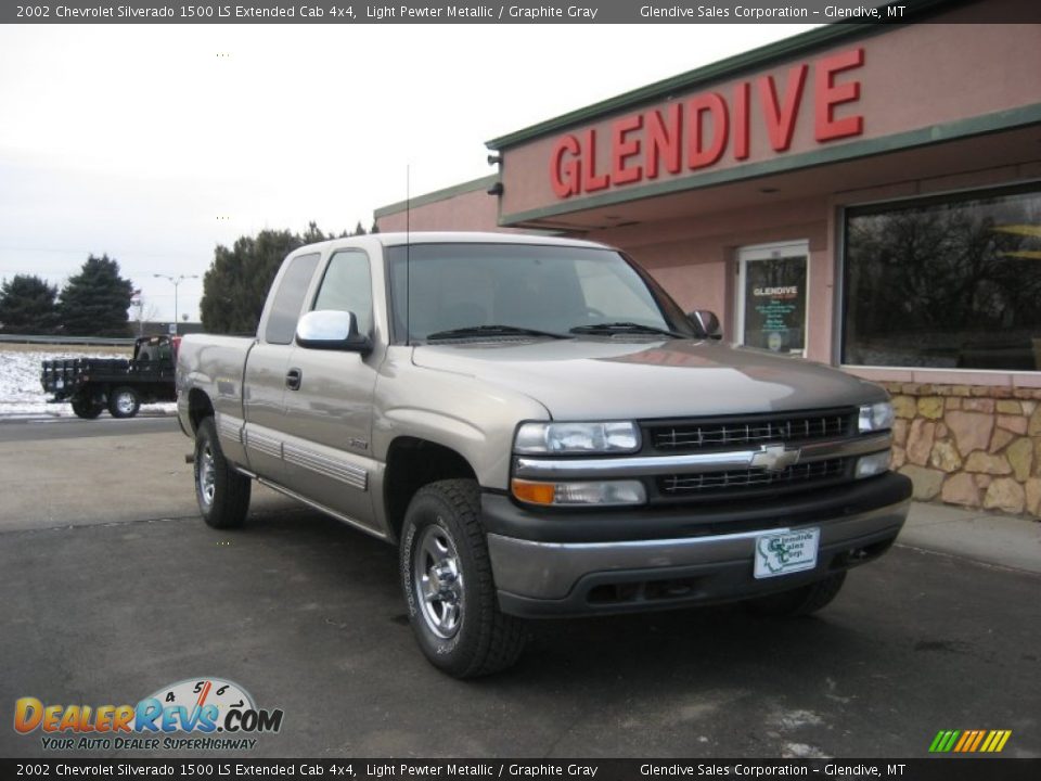 2002 Chevrolet Silverado 1500 LS Extended Cab 4x4 Light Pewter Metallic / Graphite Gray Photo #4