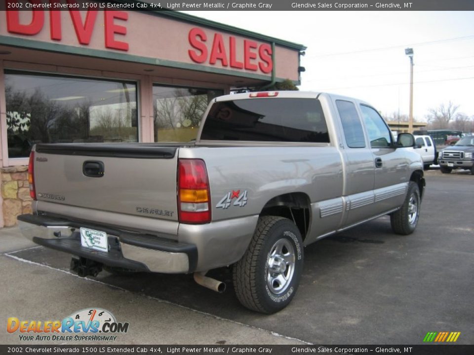 2002 Chevrolet Silverado 1500 LS Extended Cab 4x4 Light Pewter Metallic / Graphite Gray Photo #10