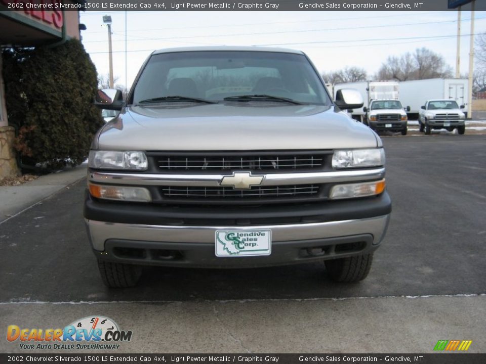 2002 Chevrolet Silverado 1500 LS Extended Cab 4x4 Light Pewter Metallic / Graphite Gray Photo #11