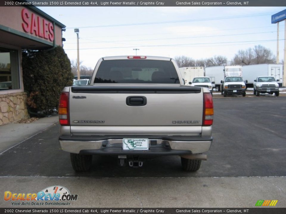 2002 Chevrolet Silverado 1500 LS Extended Cab 4x4 Light Pewter Metallic / Graphite Gray Photo #12