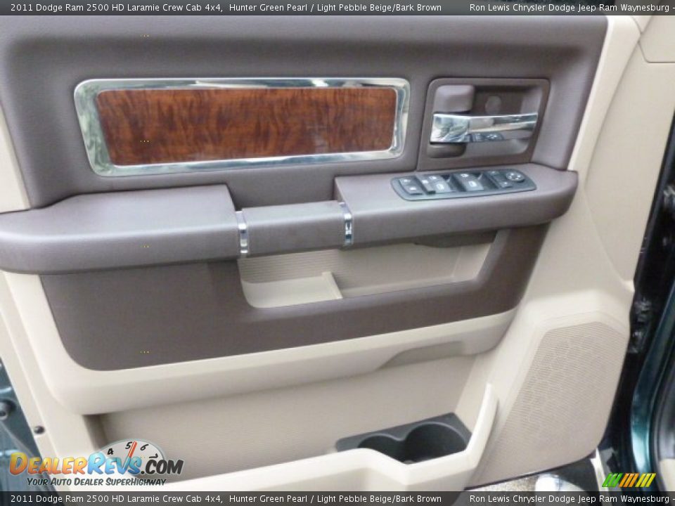 2011 Dodge Ram 2500 HD Laramie Crew Cab 4x4 Hunter Green Pearl / Light Pebble Beige/Bark Brown Photo #12