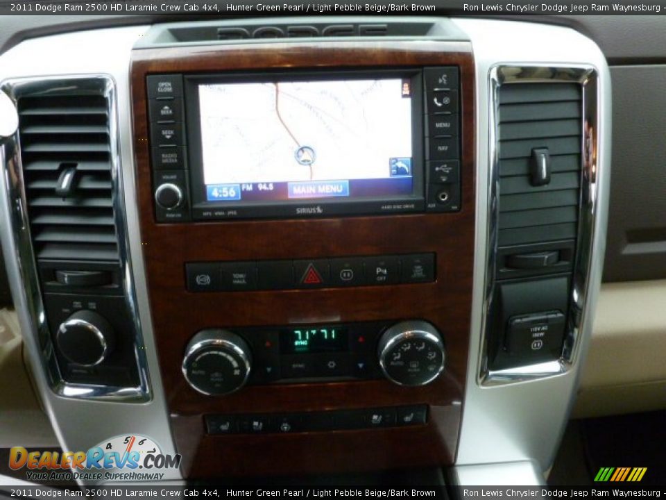 2011 Dodge Ram 2500 HD Laramie Crew Cab 4x4 Hunter Green Pearl / Light Pebble Beige/Bark Brown Photo #24