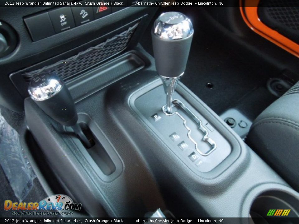 2012 Jeep Wrangler Unlimited Sahara 4x4 Shifter Photo #10