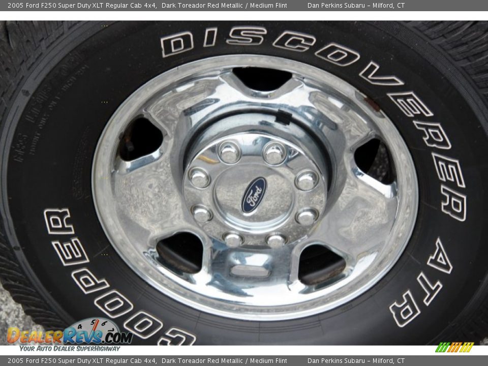 2005 Ford F250 Super Duty XLT Regular Cab 4x4 Dark Toreador Red Metallic / Medium Flint Photo #14