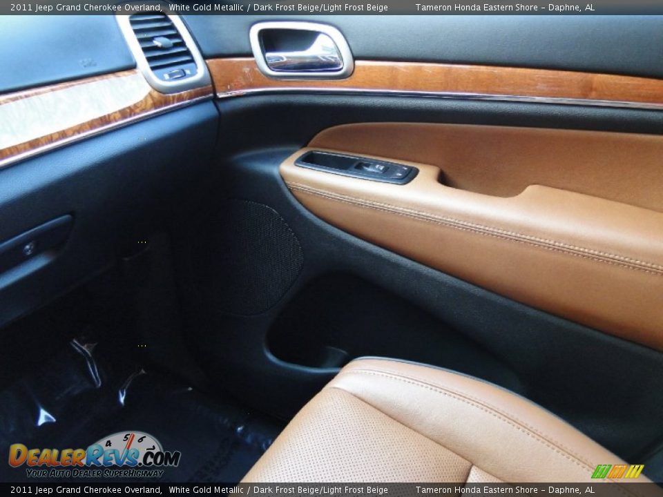 2011 Jeep Grand Cherokee Overland White Gold Metallic / Dark Frost Beige/Light Frost Beige Photo #23