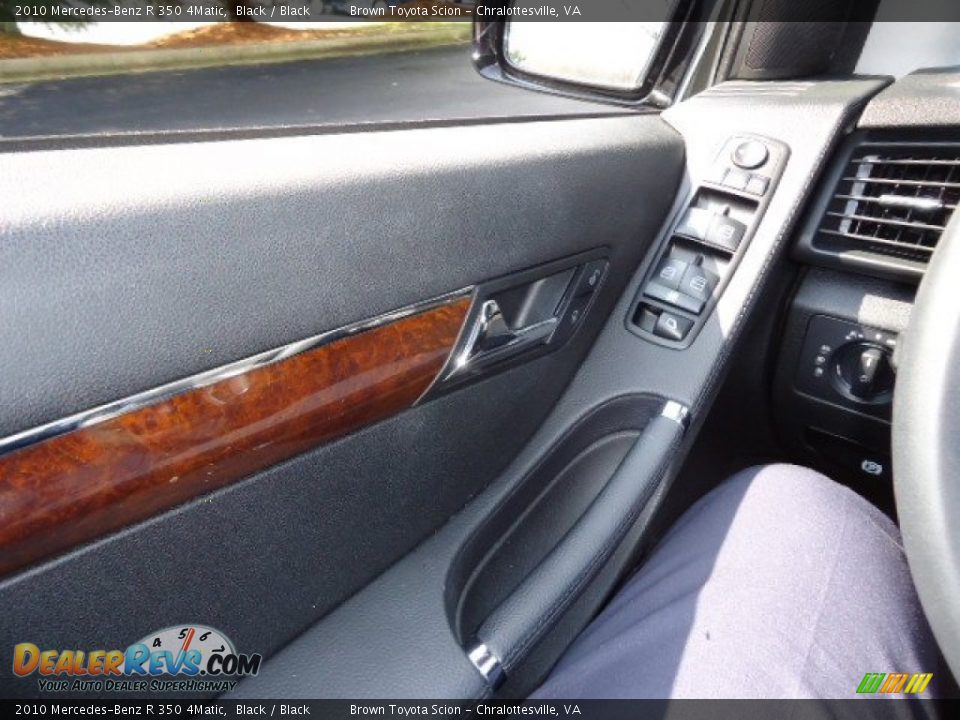 2010 Mercedes-Benz R 350 4Matic Black / Black Photo #17