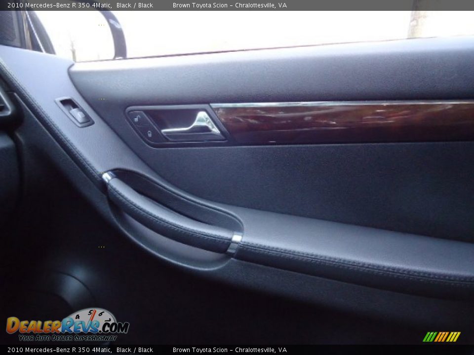 2010 Mercedes-Benz R 350 4Matic Black / Black Photo #27