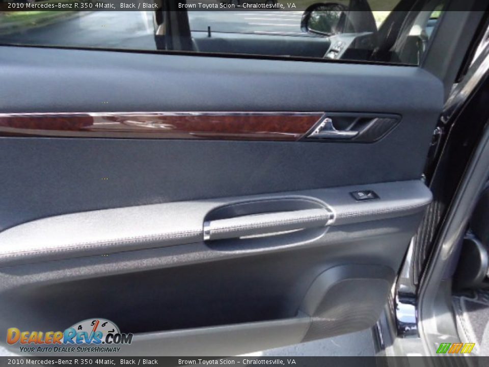2010 Mercedes-Benz R 350 4Matic Black / Black Photo #29