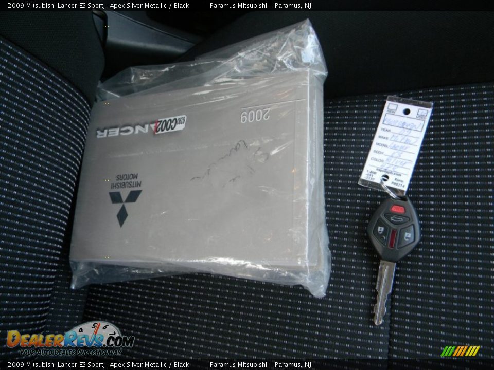 2009 Mitsubishi Lancer ES Sport Apex Silver Metallic / Black Photo #21