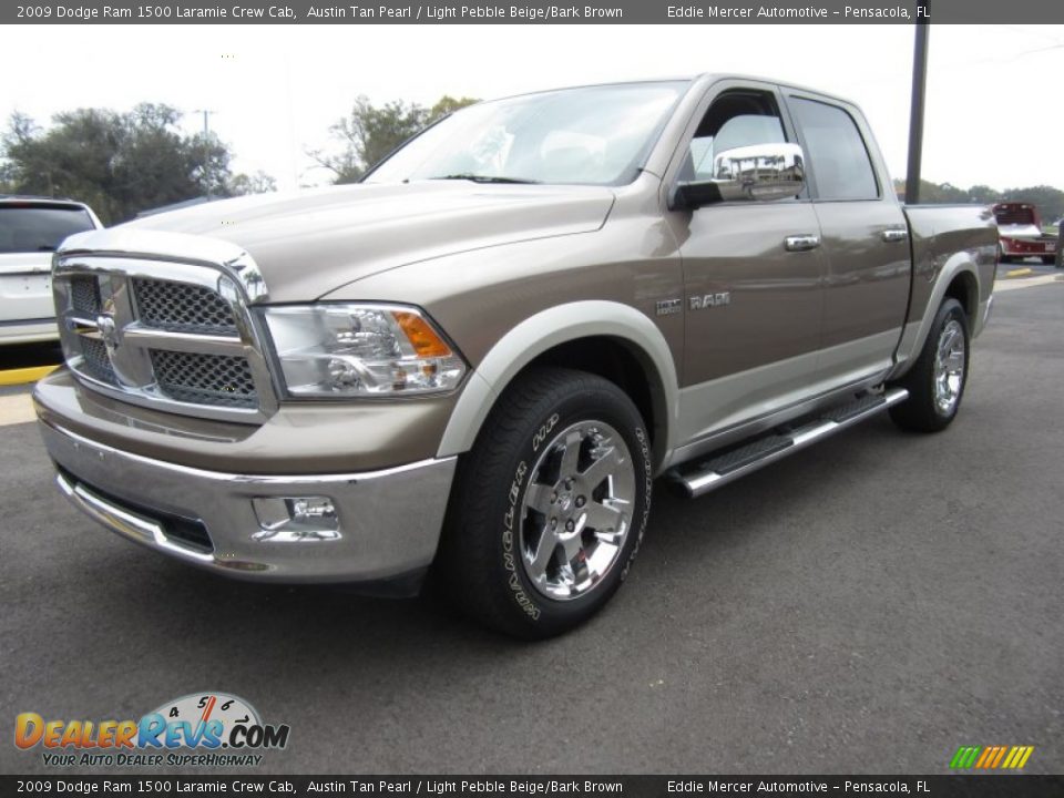 Front 3/4 View of 2009 Dodge Ram 1500 Laramie Crew Cab Photo #3