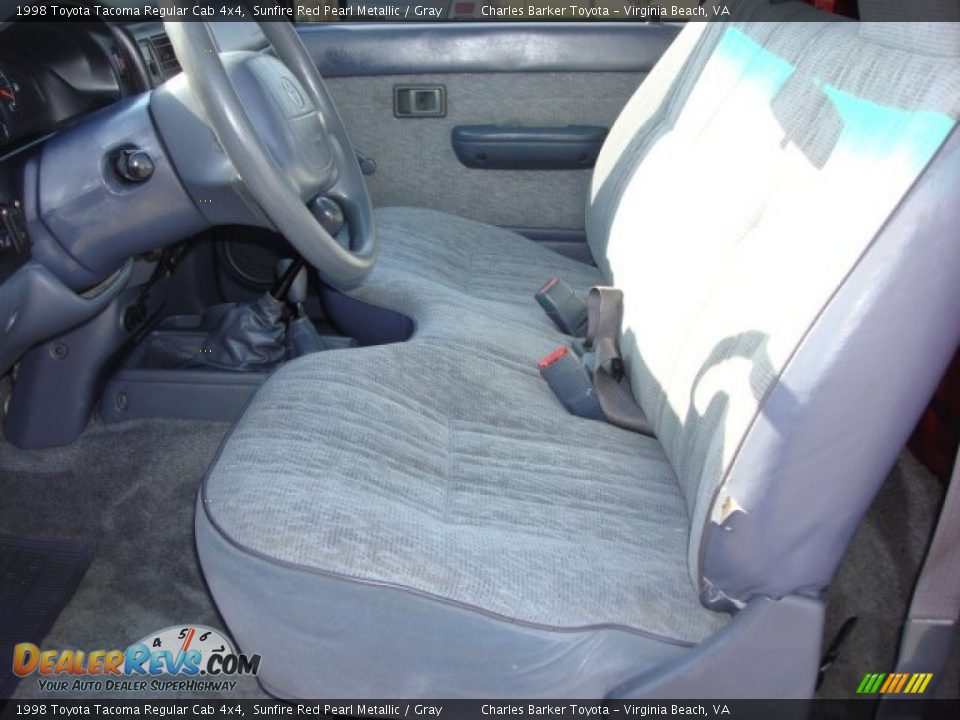 1998 Toyota Tacoma Regular Cab 4x4 Sunfire Red Pearl Metallic / Gray Photo #10