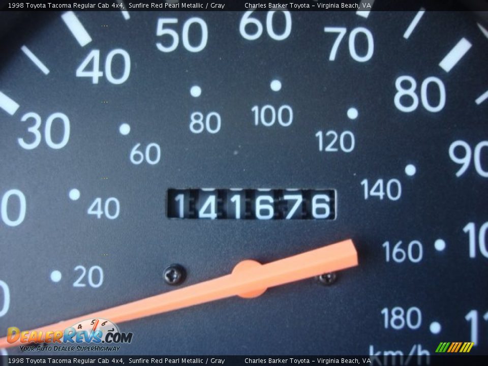 1998 Toyota Tacoma Regular Cab 4x4 Sunfire Red Pearl Metallic / Gray Photo #13