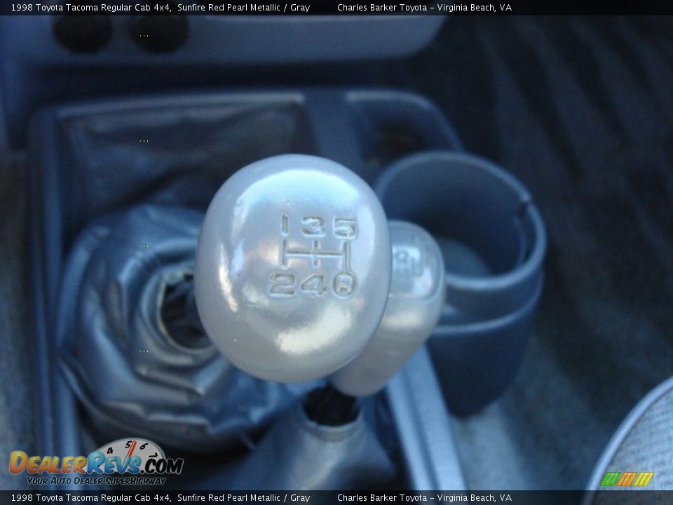 1998 Toyota Tacoma Regular Cab 4x4 Sunfire Red Pearl Metallic / Gray Photo #16