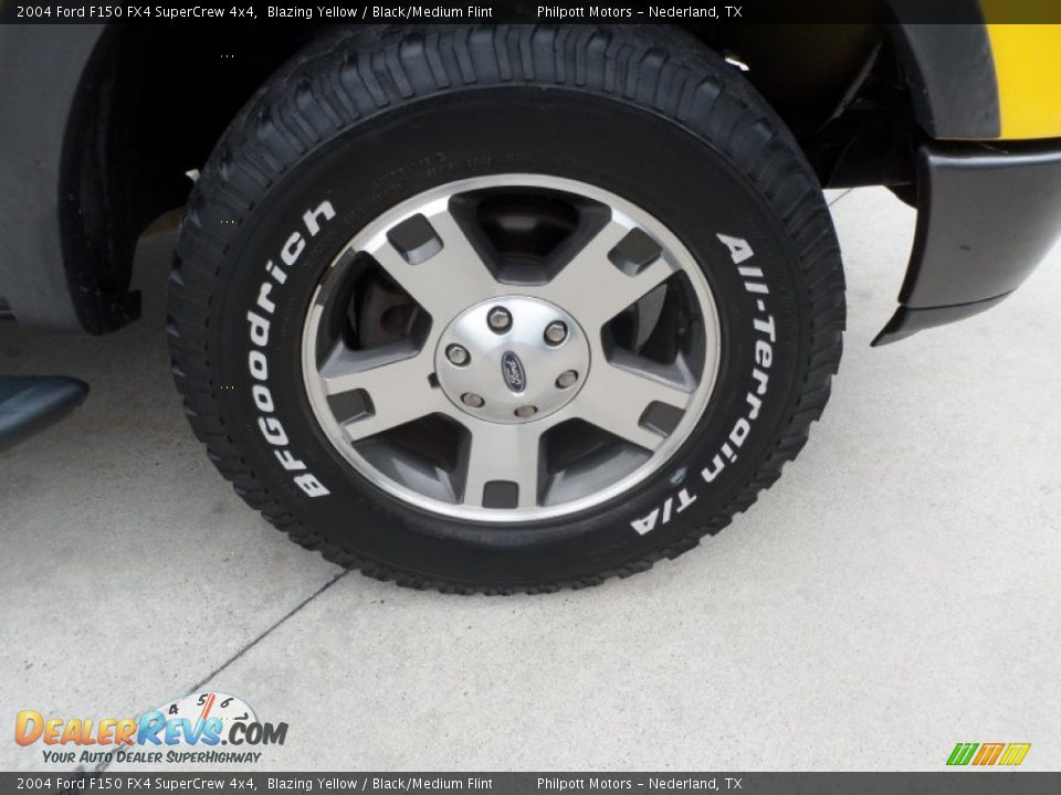 2004 Ford F150 FX4 SuperCrew 4x4 Blazing Yellow / Black/Medium Flint Photo #15
