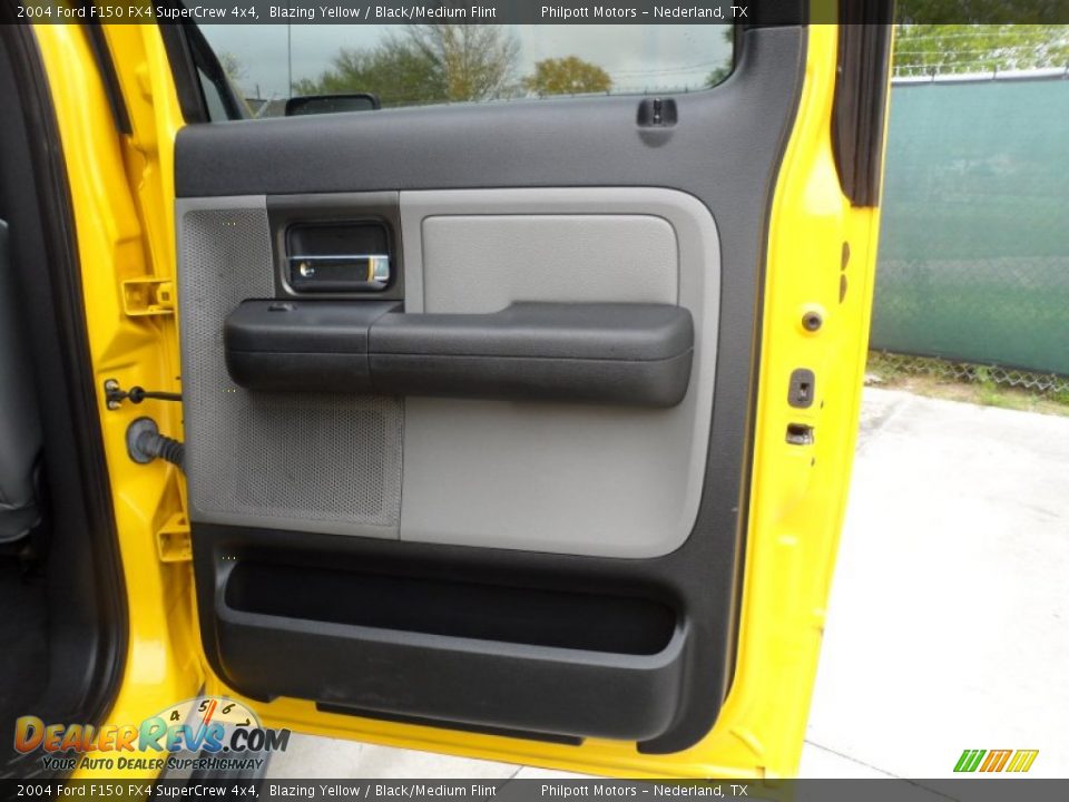 2004 Ford F150 FX4 SuperCrew 4x4 Blazing Yellow / Black/Medium Flint Photo #27
