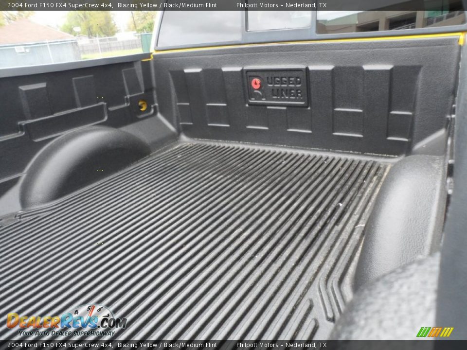 2004 Ford F150 FX4 SuperCrew 4x4 Blazing Yellow / Black/Medium Flint Photo #29