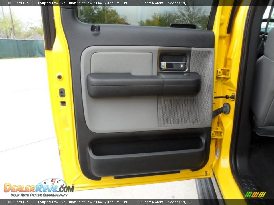 2004 Ford F150 FX4 SuperCrew 4x4 Blazing Yellow / Black/Medium Flint Photo #30