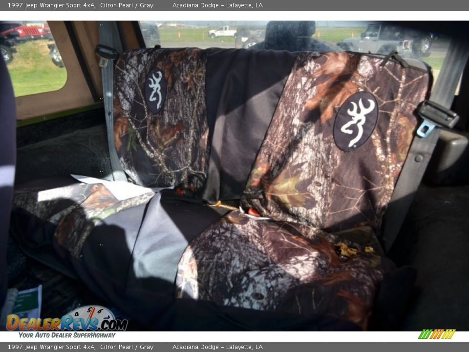 1997 Jeep Wrangler Sport 4x4 Citron Pearl / Gray Photo #15